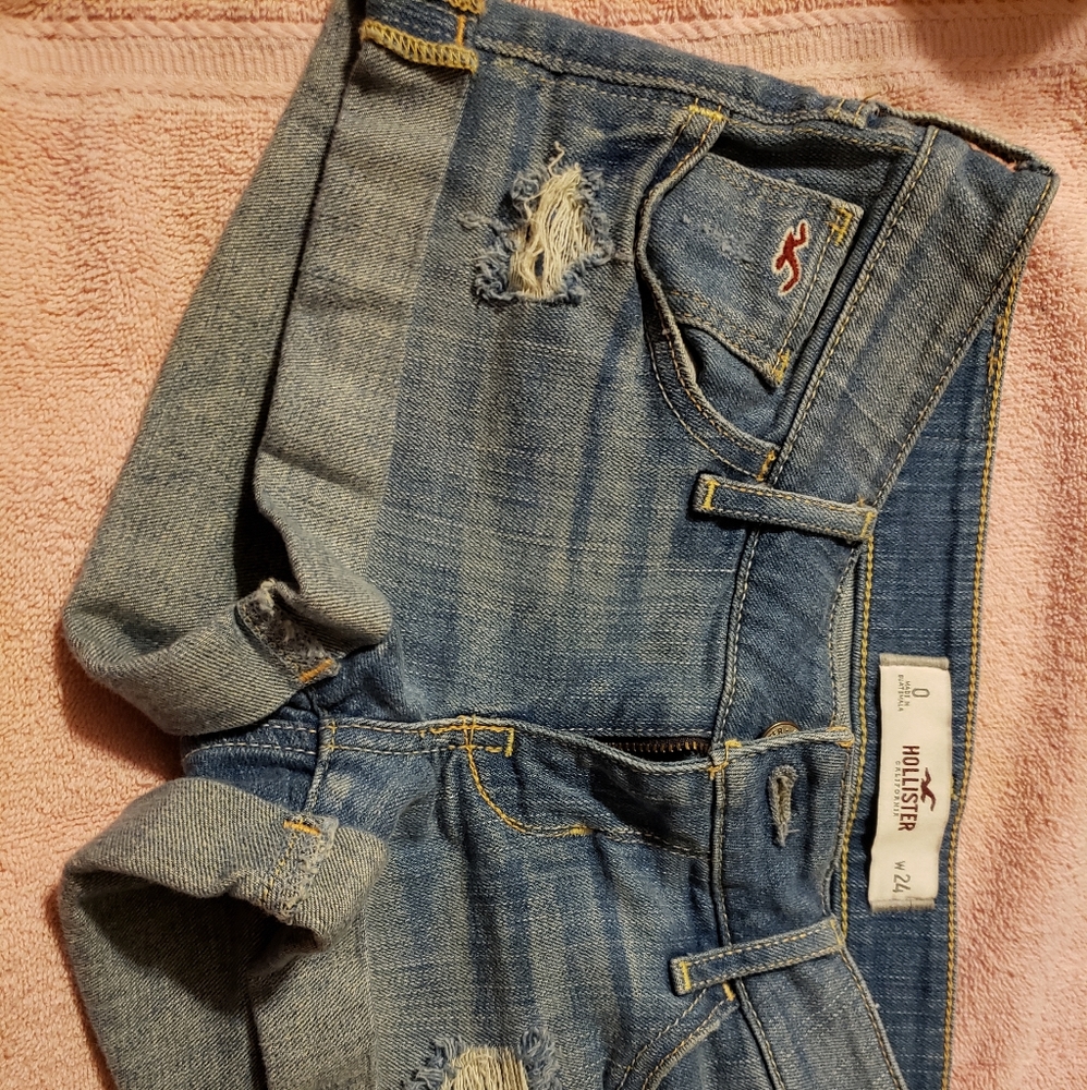 Hollister W24 Size 0 womens Jean shorts